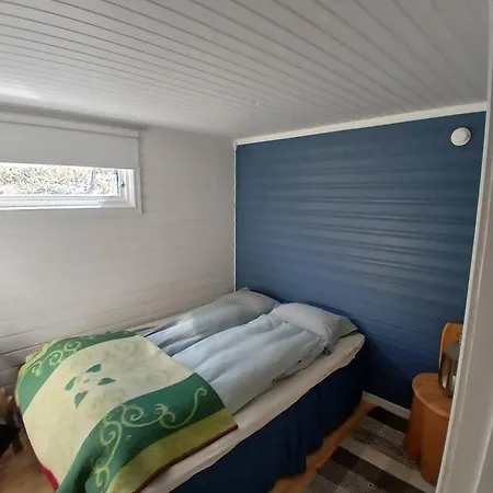 Off Grid By The Sea In Eidsfjorden * Halsen