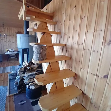 Off Grid By The Sea In Eidsfjorden *